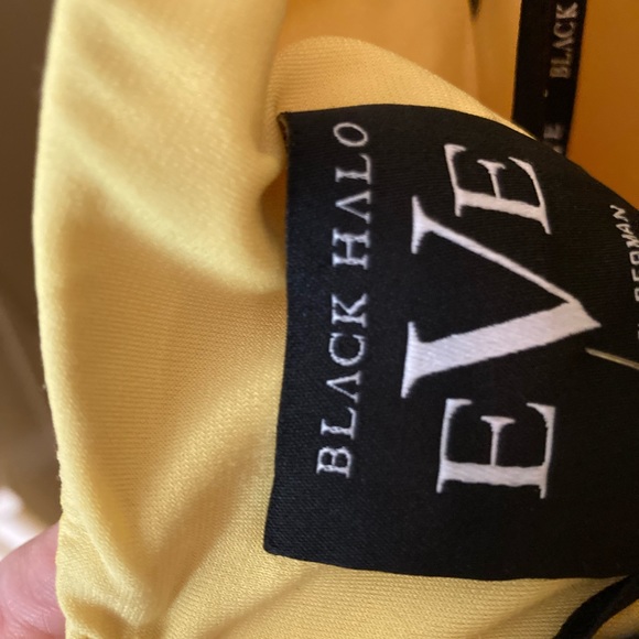 Black Halo EVE NAPLES GOWN Golden Gate - Picture 4 of 5